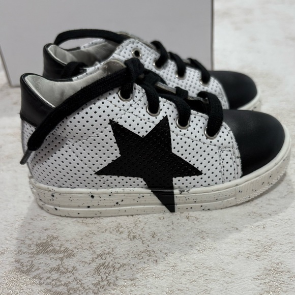Falcotto Other - Falcotto White and Black Star Baby/Toddler Sneakers